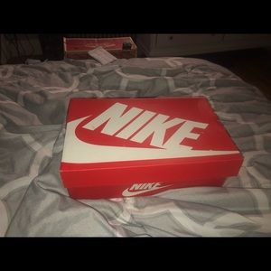 Air max axis (gs) grey & infrared check